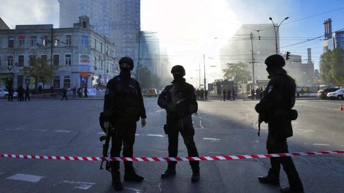 Kiev'de silahlı saldırı: 6 ölü, 14 yaralı